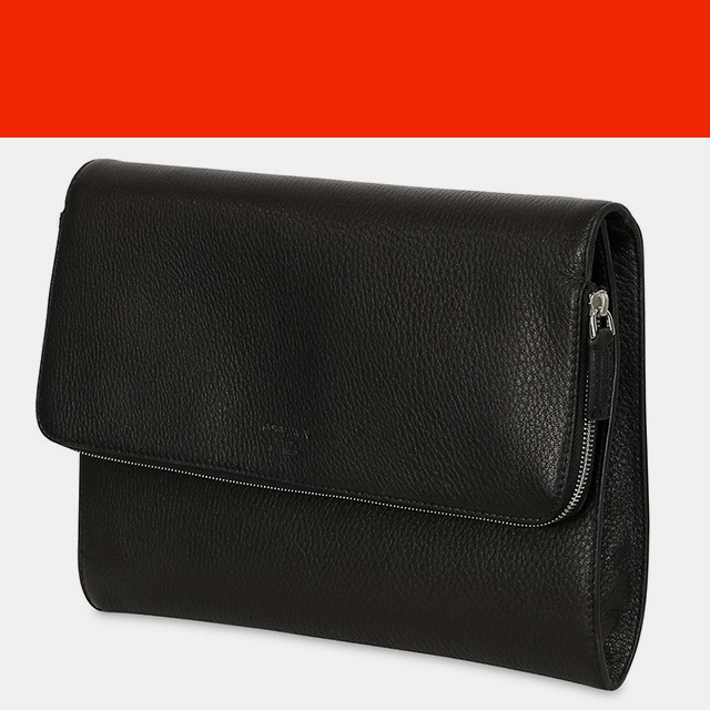 Серия клатчей Giorgio Armani специально для Luisa Via Roma (фото 1)