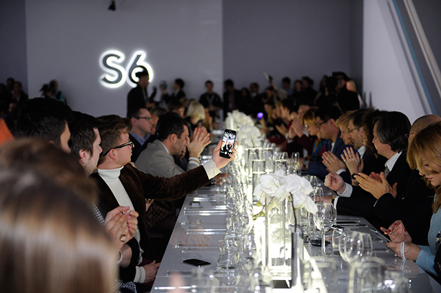 Презентация Samsung в "Гостином дворе" (фото 1)