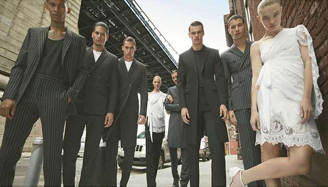 Наталья Водянова и Миранда Керр в рекламной кампании Givenchy (фото 1)