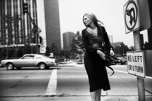 Los Angeles, 1980-1983 Метрополитен-музей открывает ретроспективу Гарри Виногранда (фото 3)