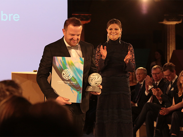 Кронпринцесса Виктория вручила награды победителям H&M Global Change Award (фото 4)