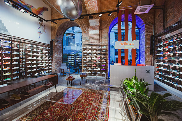 Открытие флагманского магазина adidas Originals в Москве (фото 1)