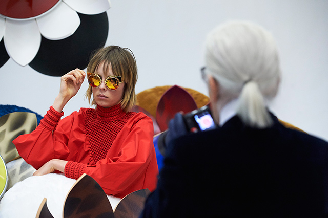 Первые кадры с бэкстейджа рекламной кампании Fendi (фото 4)