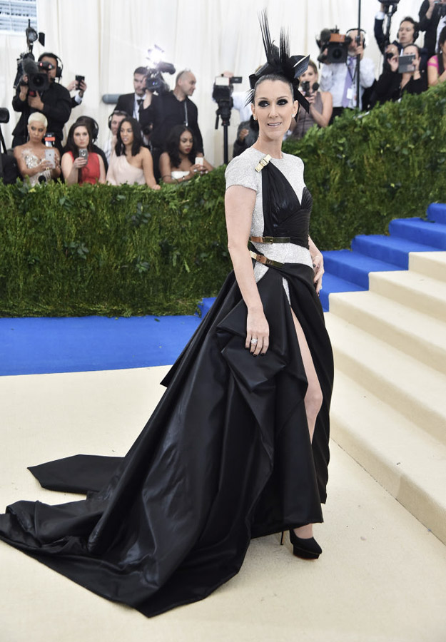 Селин Дион в Atelier Versace