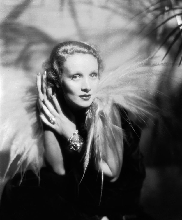 Тренды свадебных украшений: гламур и минимализм (фото 1)