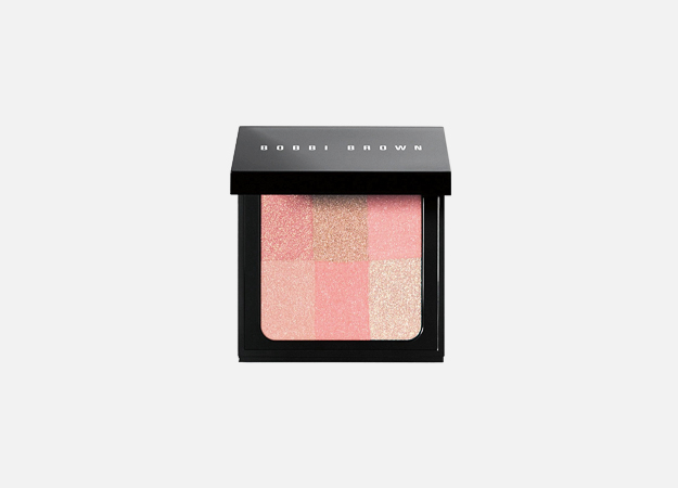 Brightening Brick от Bobbi Brown, 4340 руб. 