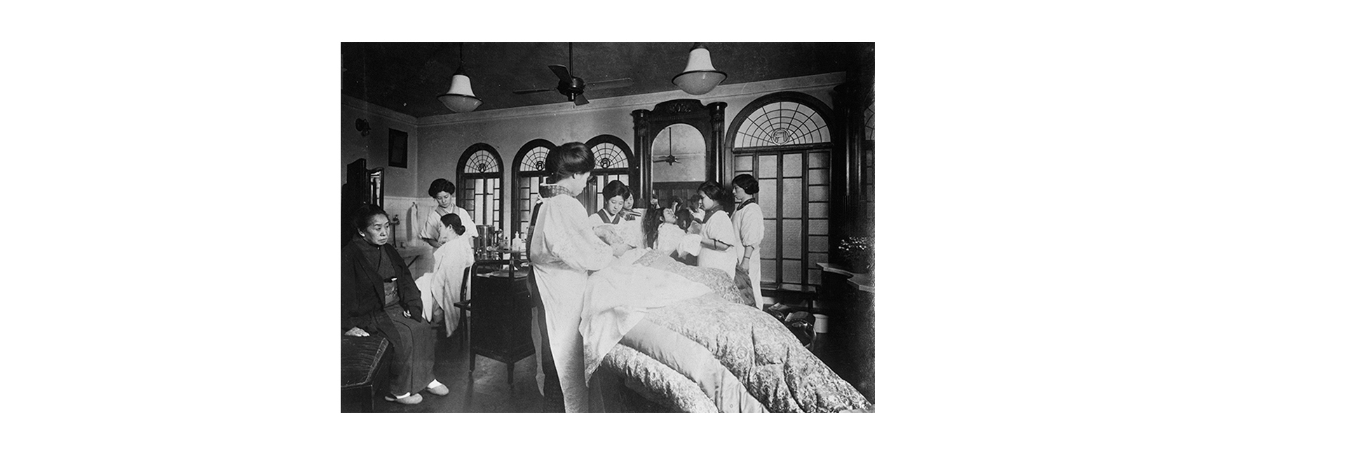 От мытья головы маслами до мобильных студий: история салонов красоты (фото 2)