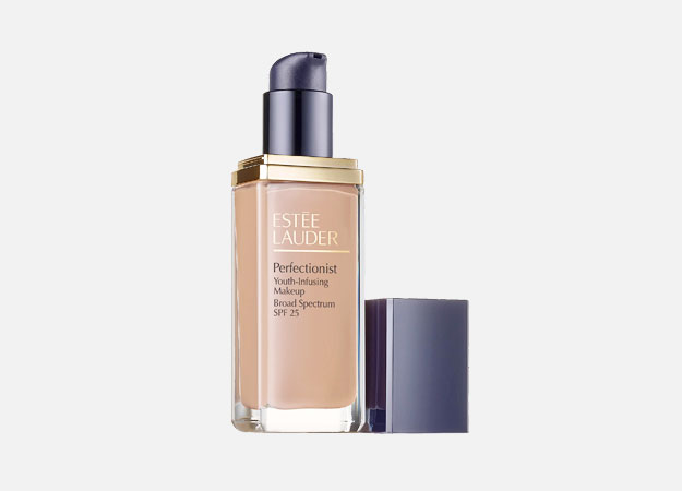 Perfectionist Youth-Influsing Makeup от Estee Lauder, 4350 руб. 