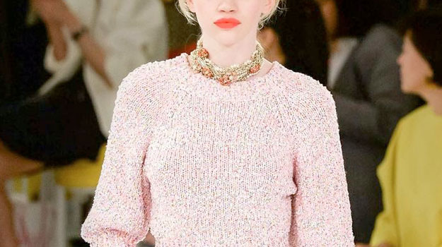 Как подобрать правильный оттенок неоновой помады (фото 1)