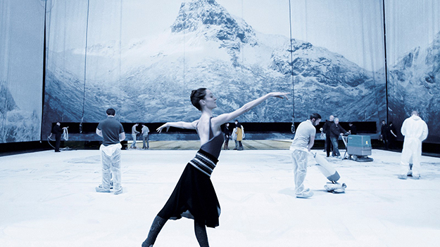 Кадр из фильма «Парижская опера» Кадр из фильма «Парижская опера»