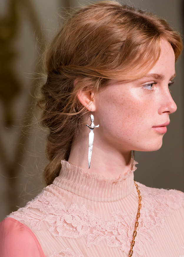 Варианты укладок с плетениями, которые можно сделать самостоятельно (фото 2)