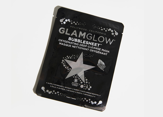 Oxyganating Deep Cleanse Mask Bubblesheet от Glamglow, 800 руб. Oxyganating Deep Cleanse Mask Bubblesheet от Glamglow, 800 руб.