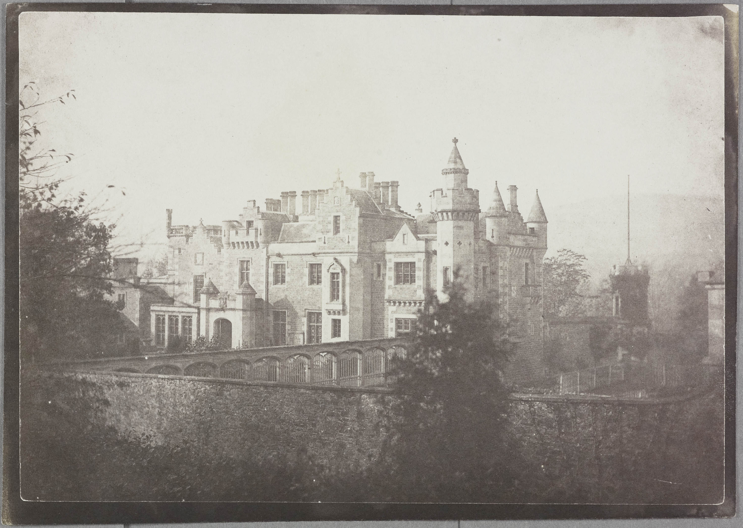 Шотландия, замки, Вальтер Скотт: гид по выставке создателя фотографии Уильяма Тальбота (фото 4)
