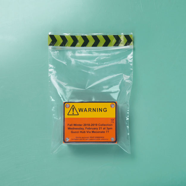 Gucci разослал гостям показа таймеры вместо приглашений (фото 1)