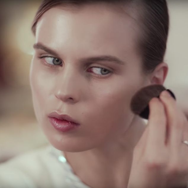 Ирина Старшенбаум и ее естественный макияж с акцентом на брови — в проекте Buro 24/7 и Chanel (фото 3)