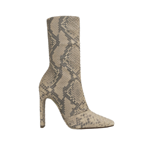 В леденцовой расцветке, в викторианском стиле или классические — какие ботильоны выбрать (фото 10)