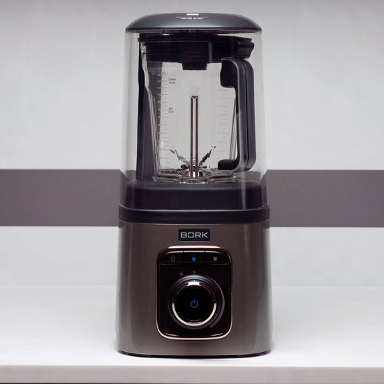 "Я живу в достаточно жестком ритме, поэтому на кухню захожу редко" - Ксения Чилингарова о здоровом образе жизни, любимом рецепте, бьюти привычках и гаджетах, которыми пользуется каждый день (фото 12)