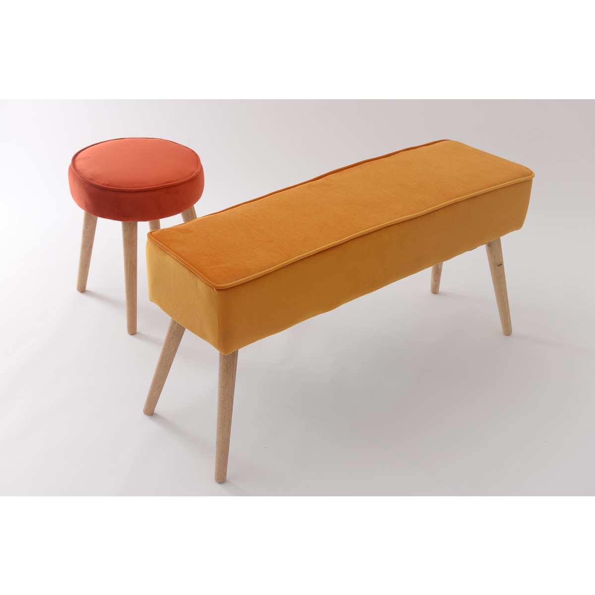 Как вписать в интерьер главные цвета Pantone сезона весна-лето 2019 (фото 4)