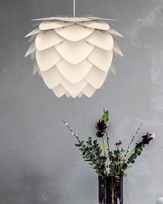 Как вписать в интерьер главные цвета Pantone сезона весна-лето 2019 (фото 10)