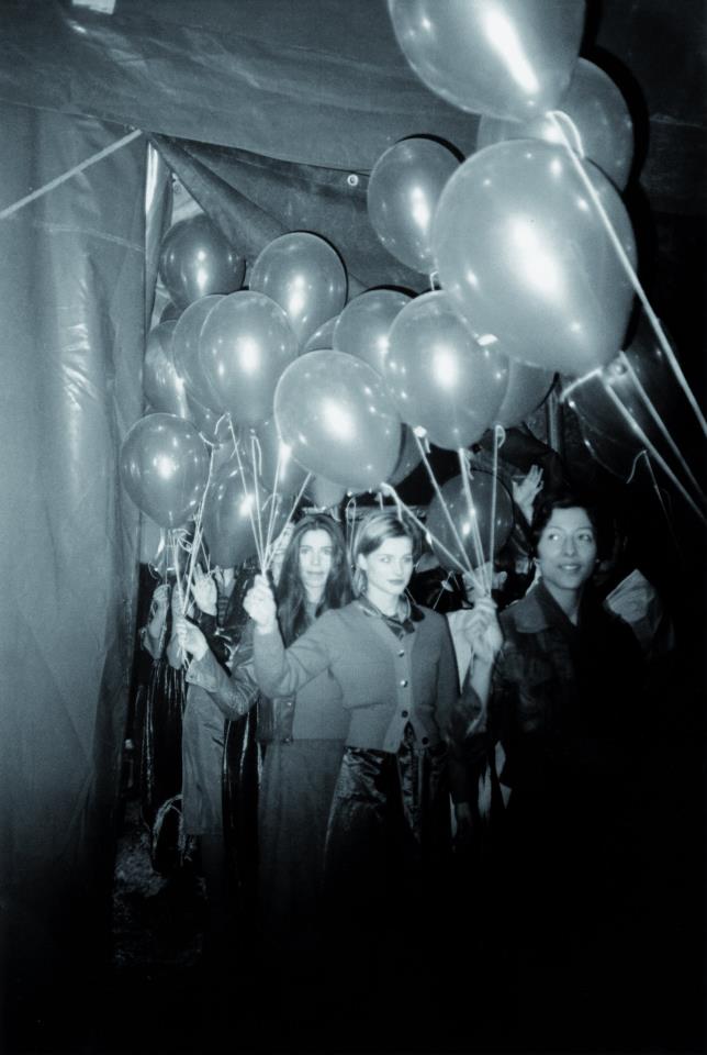 Мудборд: мода и воздушные шары (фото 8)