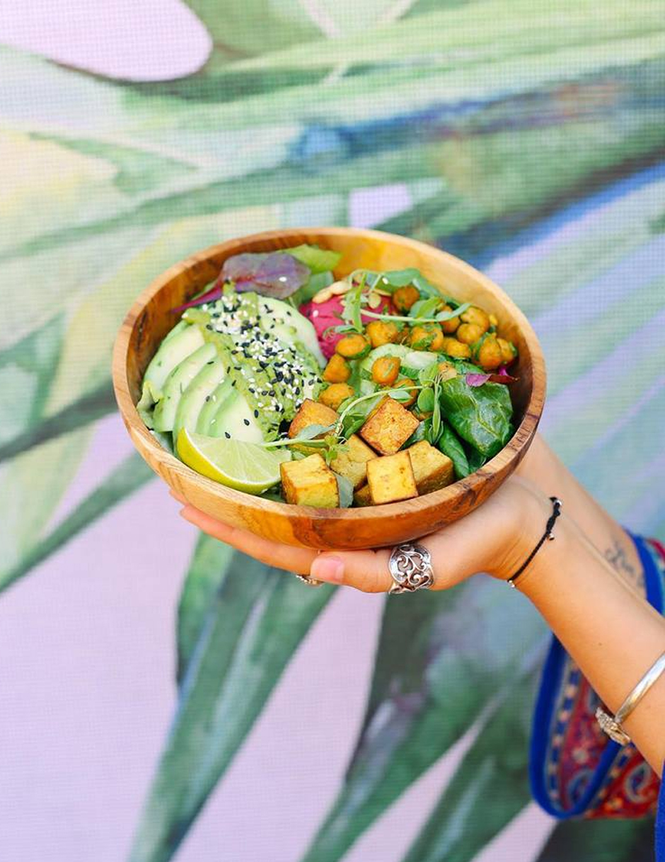 Торт без муки и пицца без глютена: Катя Бутко — о том, где полезно пообедать в Москве (фото 4)