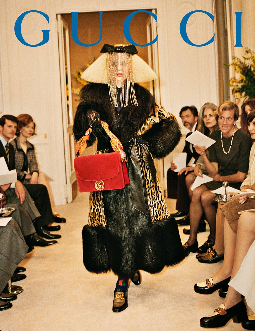 Gucci выпустил кампанию в стиле съемок из журналов прошлого века (фото 11)