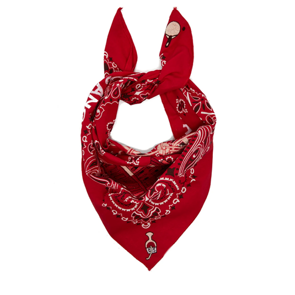 Как дальше жить? Как в детстве! Ностальгические вещи в съемке BURO. (фото 17)