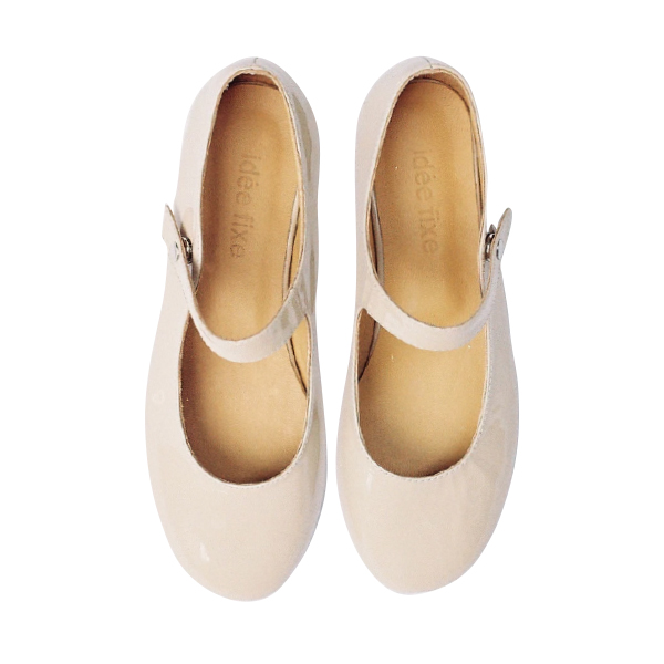 Как дальше жить? Как в детстве! Ностальгические вещи в съемке BURO. (фото 23)