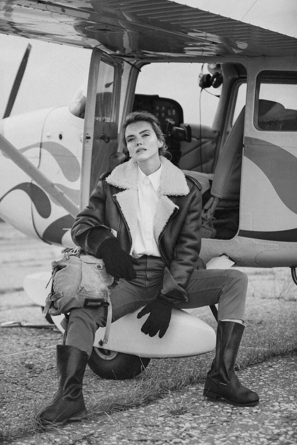 Дизайнер бренда YuliaWave Юлия Василевская — о своей новой коллекции, посвященной первым женщинам-авиаторам (фото 12)