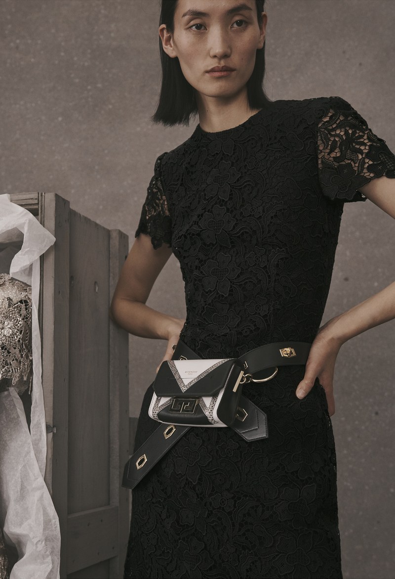 Givenchy совмещает кутюр и повседневную одежду в новой капсульной коллекции (фото 17)