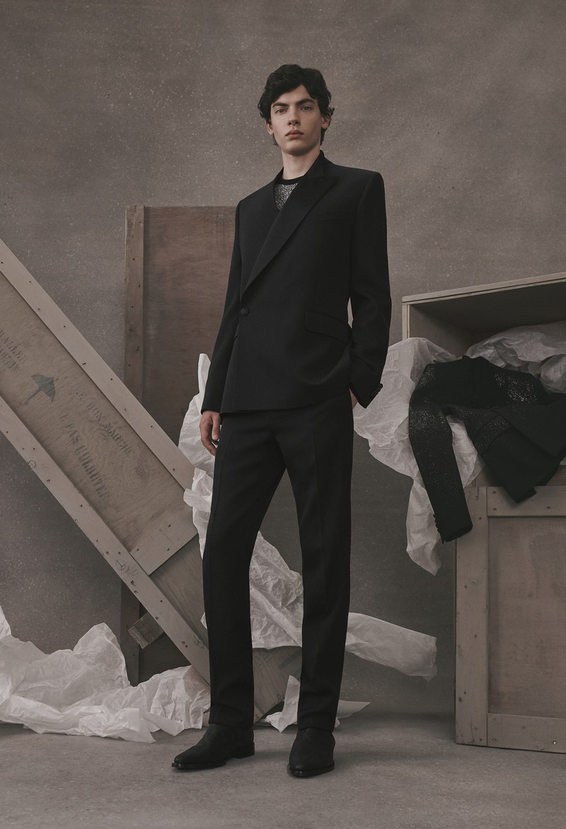 Givenchy совмещает кутюр и повседневную одежду в новой капсульной коллекции (фото 13)