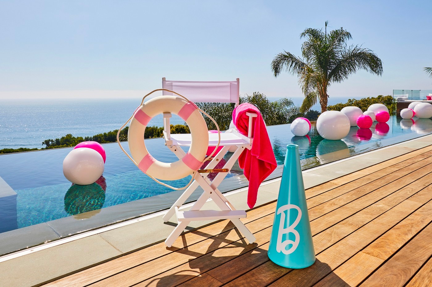 На Airbnb можно арендовать настоящий домик Барби (фото 3)