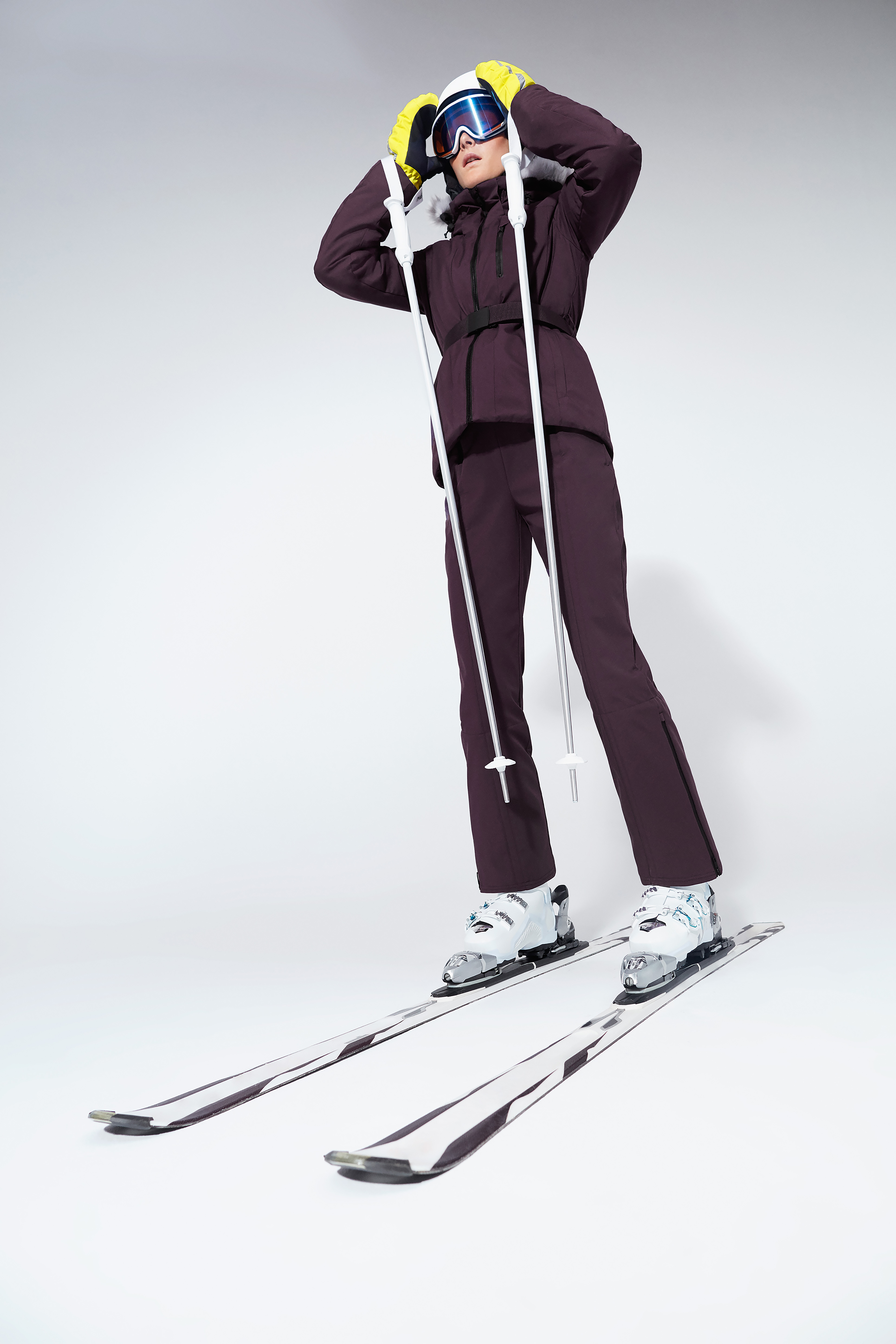 Oysho Sport выпустил новую коллекцию лыжной одежды и аксессуаров (фото 3)