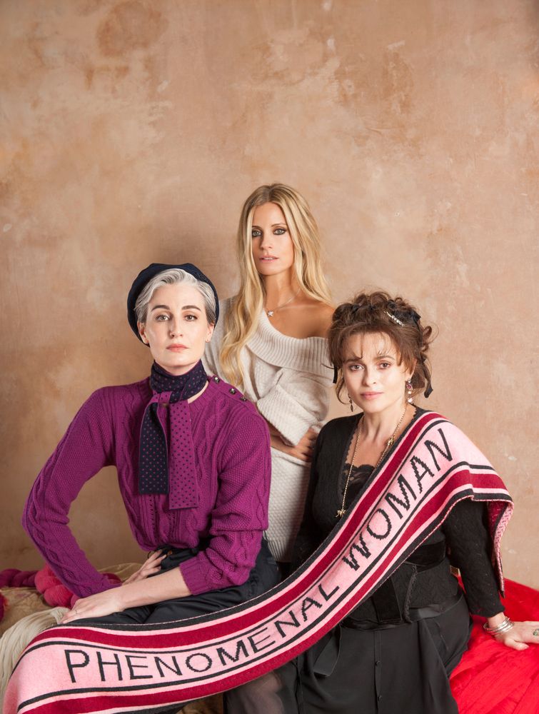 Хелена Бонем Картер выпустила шарфы для «феноменальных женщин» (фото 1)