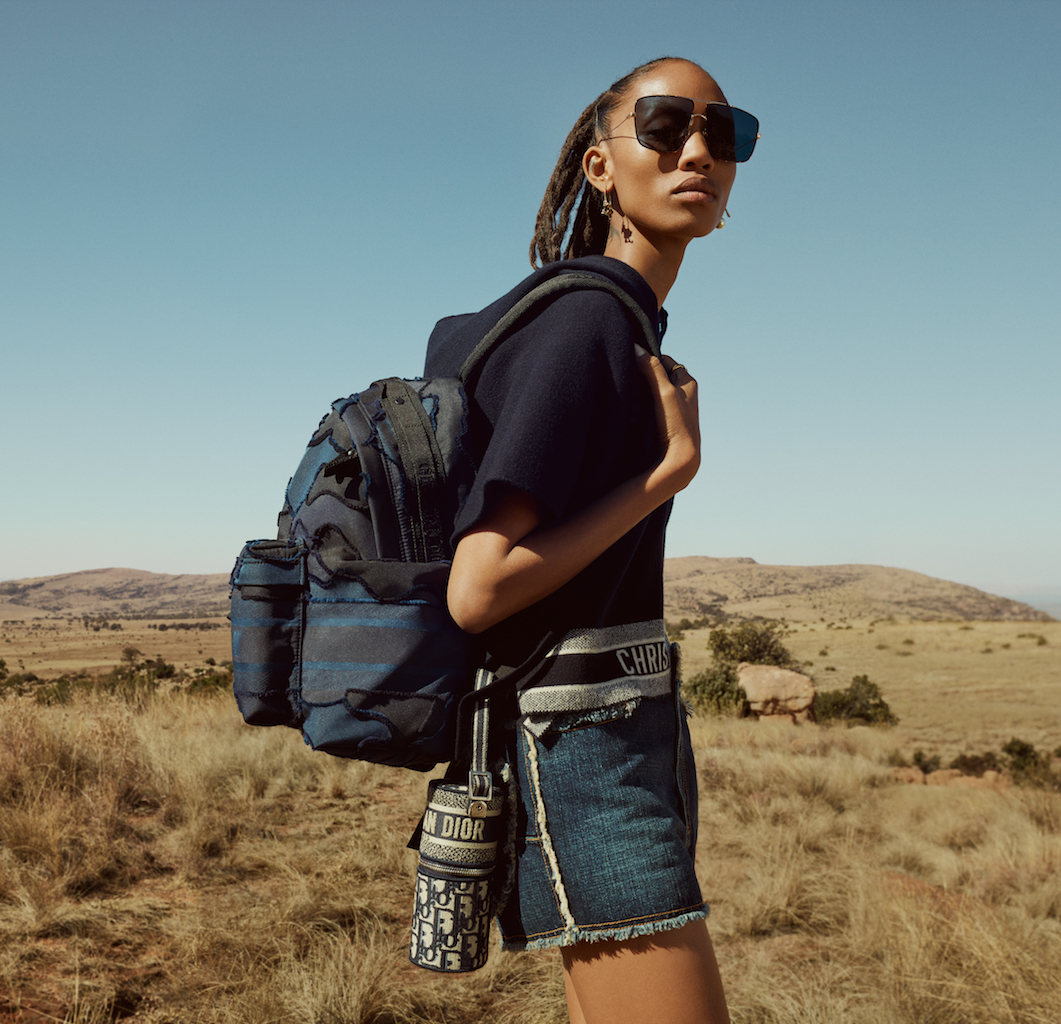 Модели позируют на фоне африканских пейзажей в кампании капсульной коллекции Dior (фото 4)