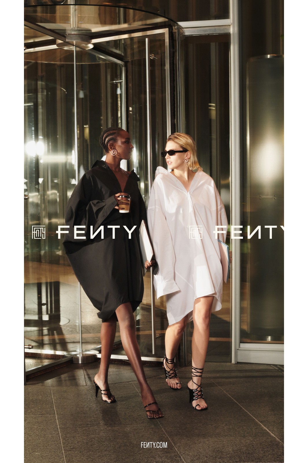 Рианна выпустила кампанию декабрьской коллекции Fenty (фото 10)