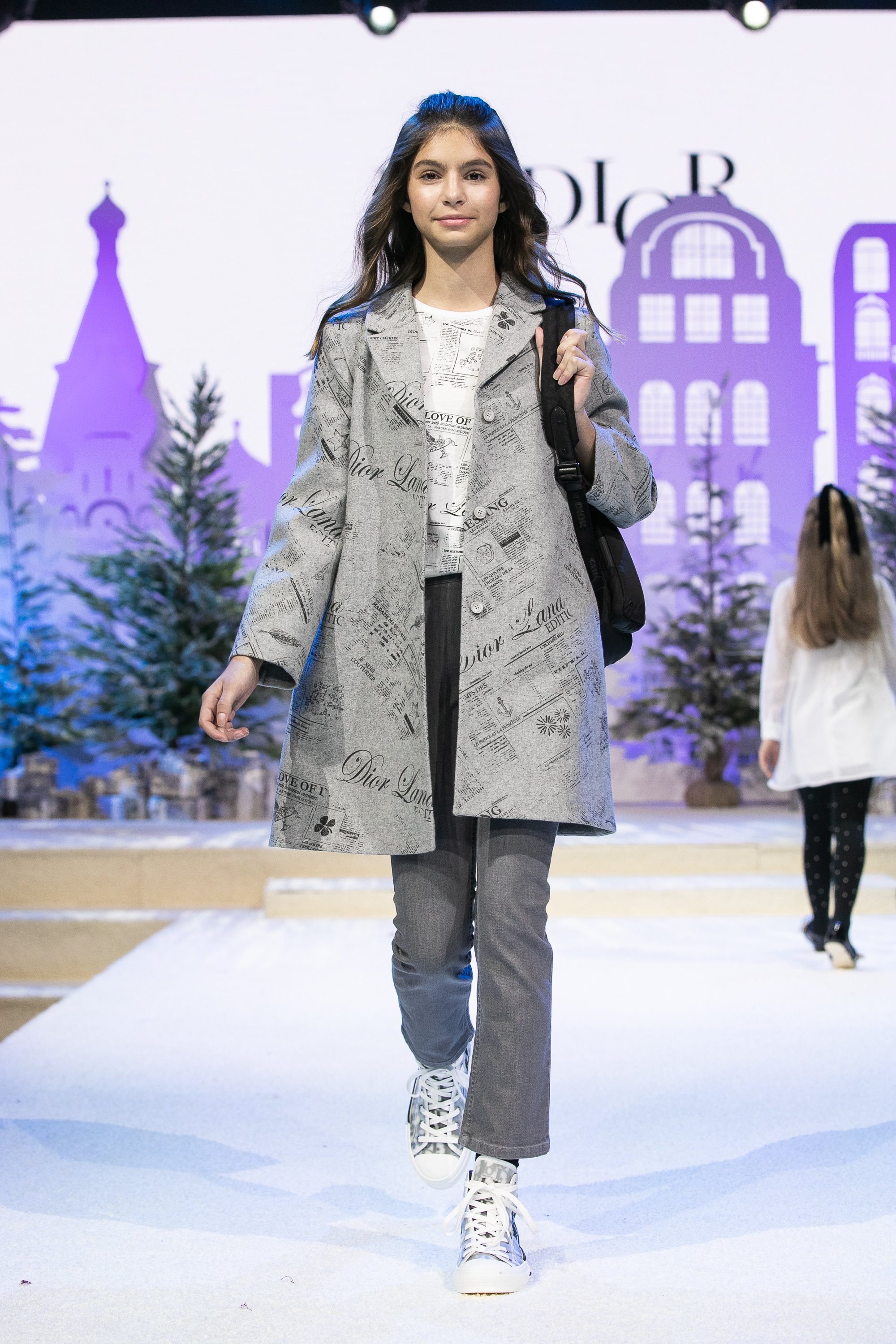 В Москве прошел показ Baby Dior (фото 4)