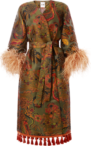 Что купить: смокинг и кимоно для новогодних образов (фото 12)