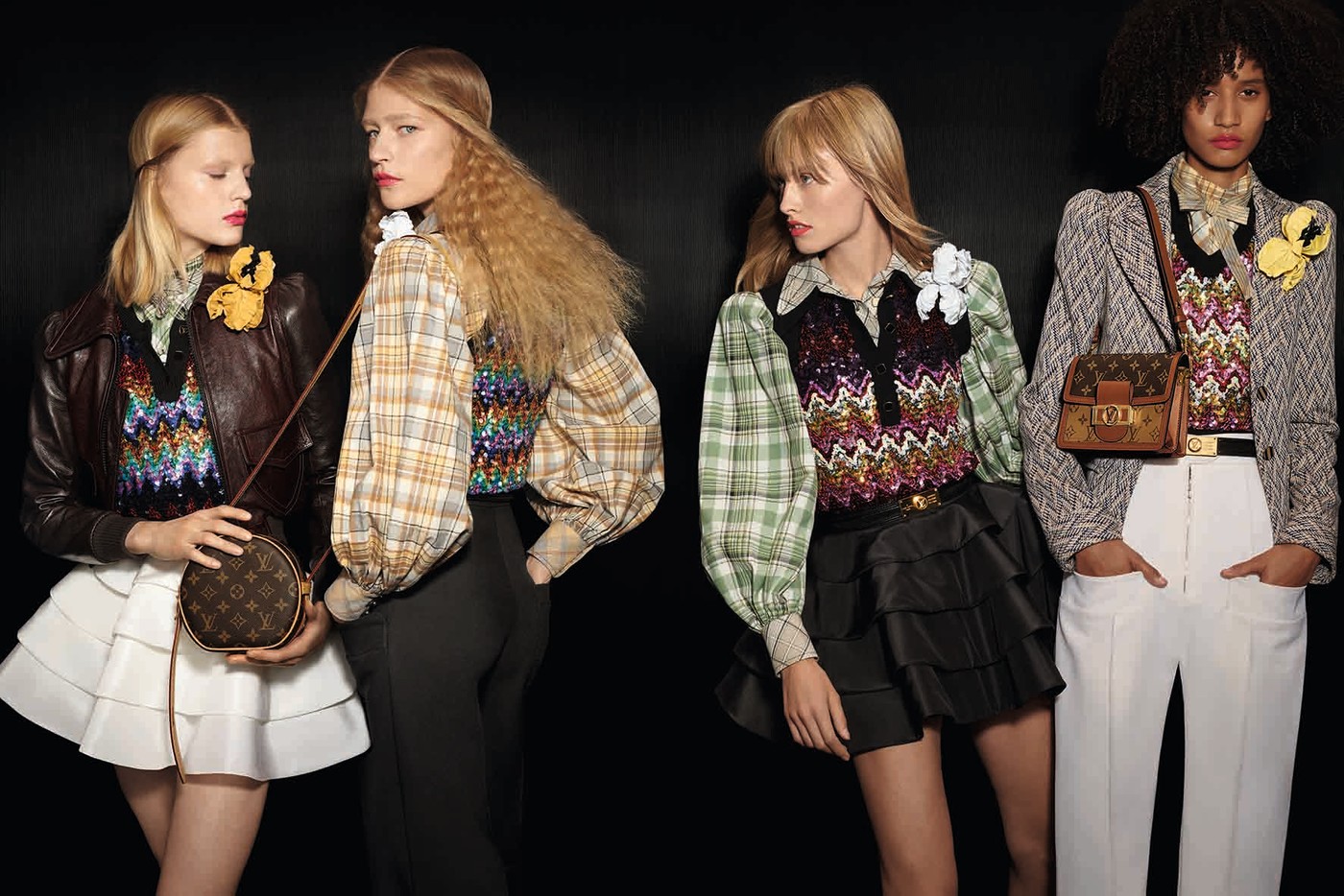 Louis Vuitton показал новую кампанию с Эммой Стоун, вдохновленную Belle Époque (фото 10)