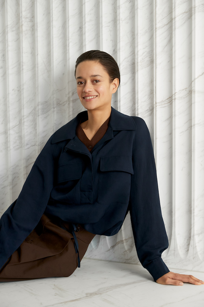 COS представил новинки базового гардероба (фото 2)