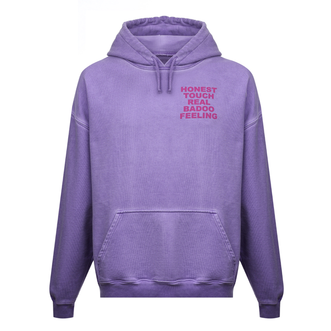 Приложение Badoo выпустило коллекцию мерча (фото 8)