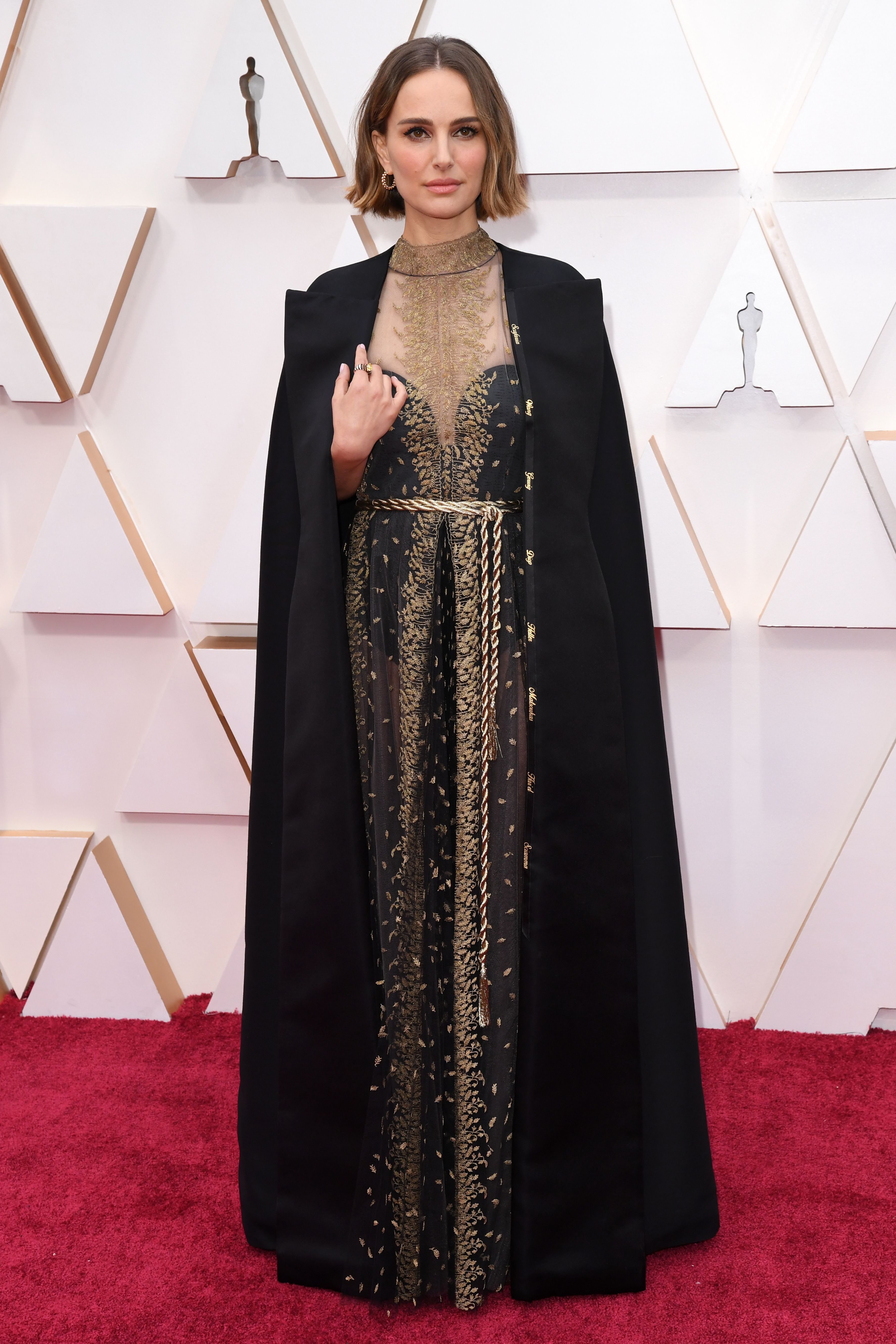 Натали Портман посвятила свой наряд на «Оскаре» женщинам-режиссерам (фото 1)
