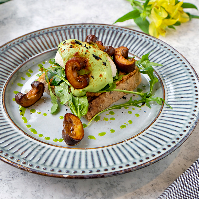 Новости ресторанов: курс на ЗОЖ, завтраки по-азиатски и логово вчерашних тинейджеров (фото 15)