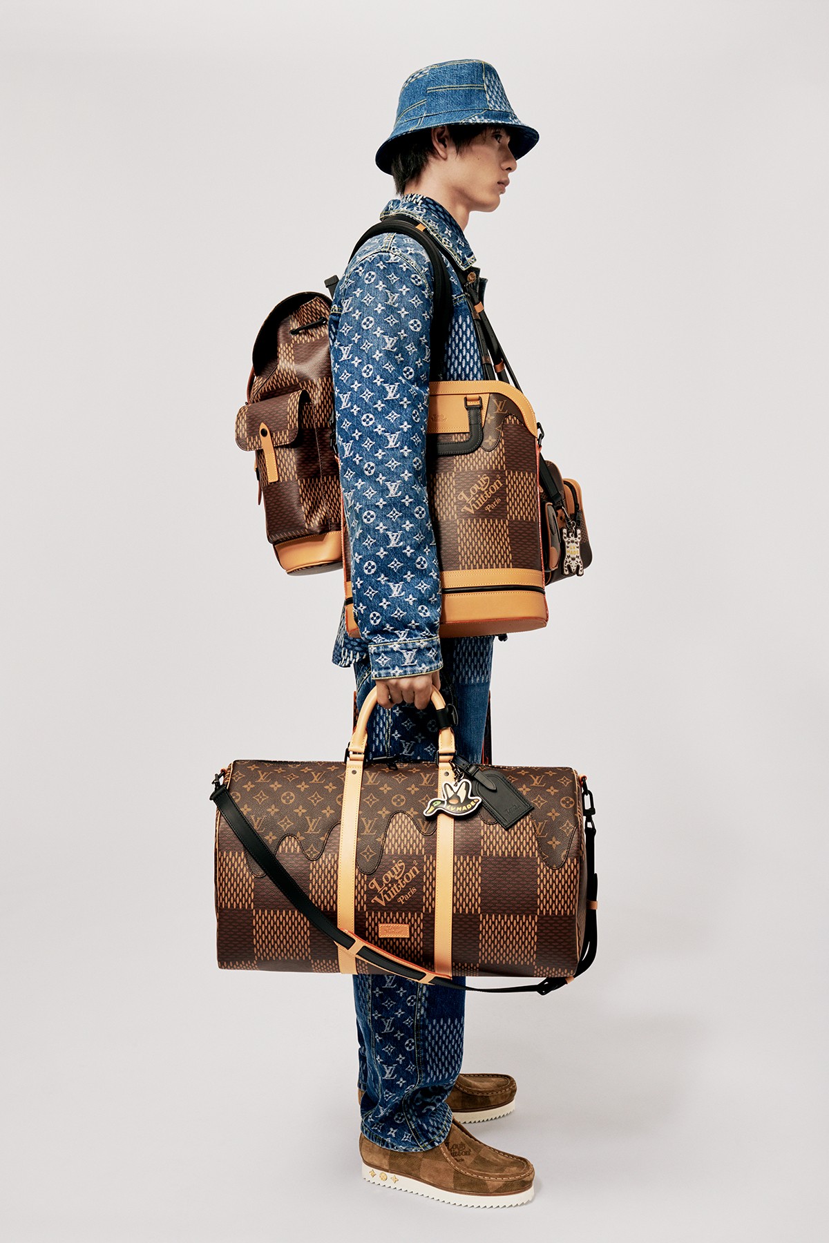 Louis Vuitton представил коллаборацию с основателем бренда Bape (фото 9)