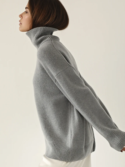 Каким может быть гардероб на время карантина? Отвечают девушки, вкусу которых мы доверяем (фото 14)