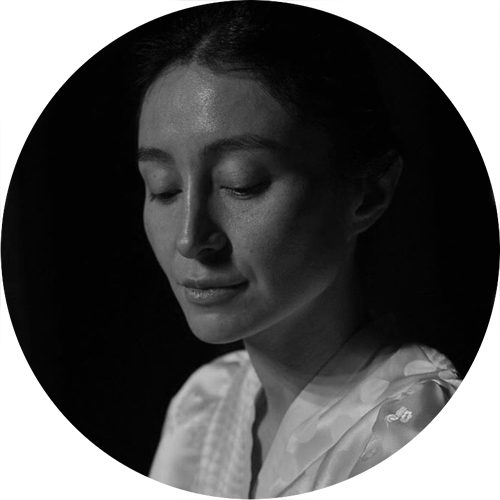 Каким может быть гардероб на время карантина? Отвечают девушки, вкусу которых мы доверяем (фото 17)