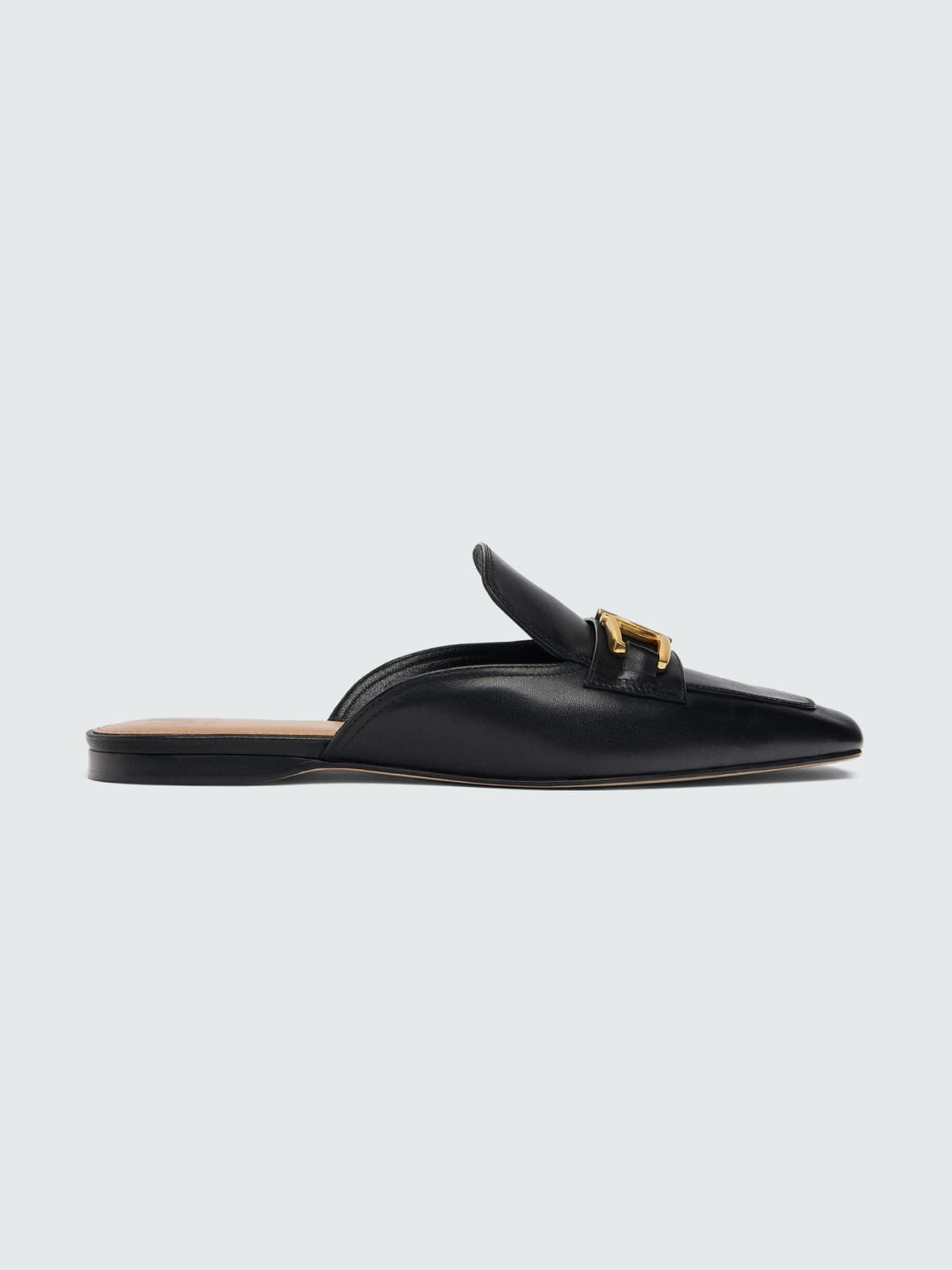 Выбираем тапочки — не для дома, а для беспечных летних прогулок (фото 21)