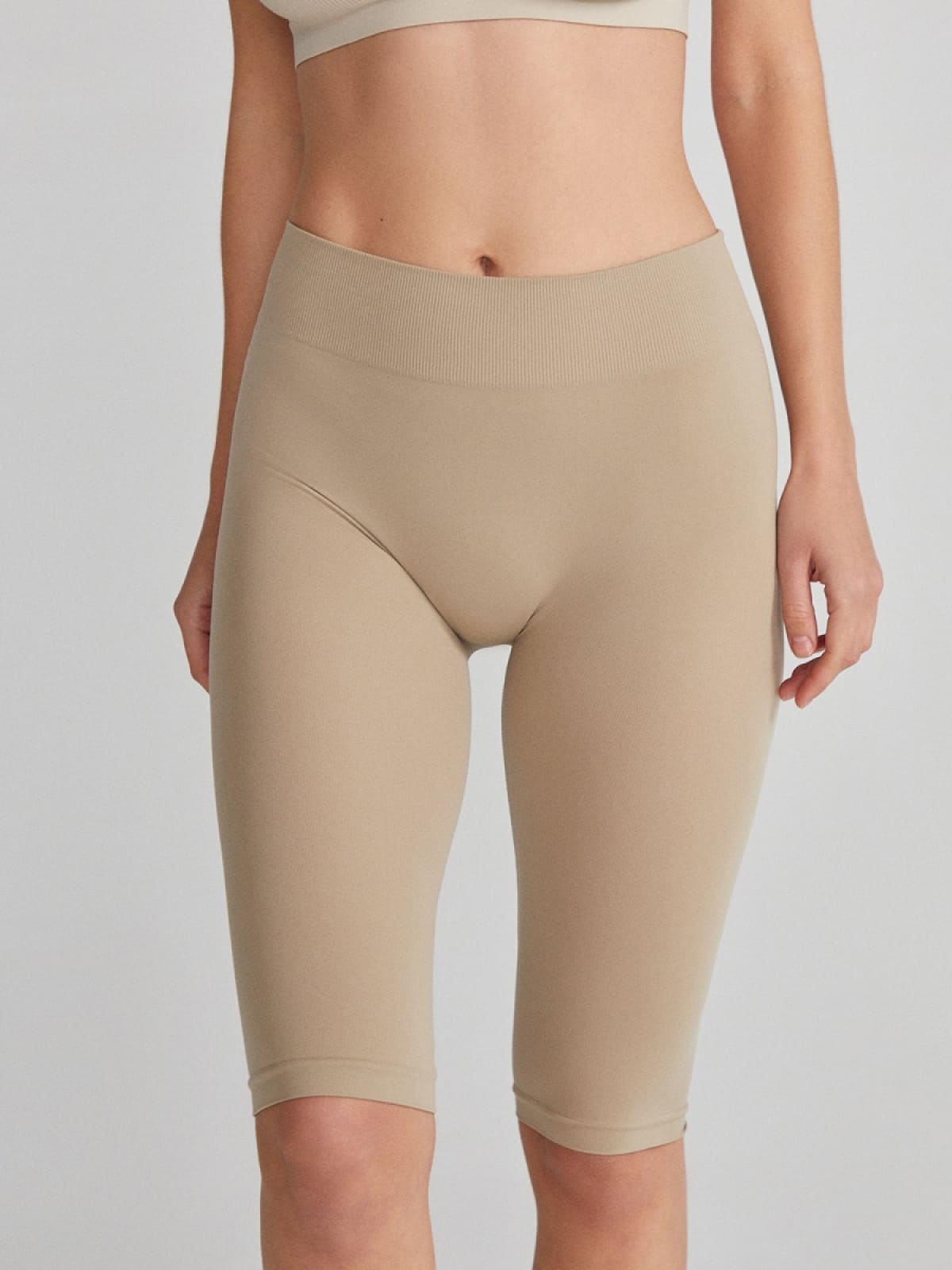 Из карантина — в обычную жизнь: 30 уютных вещей, которые мы носили на самоизоляции и продолжим носить после (фото 11)