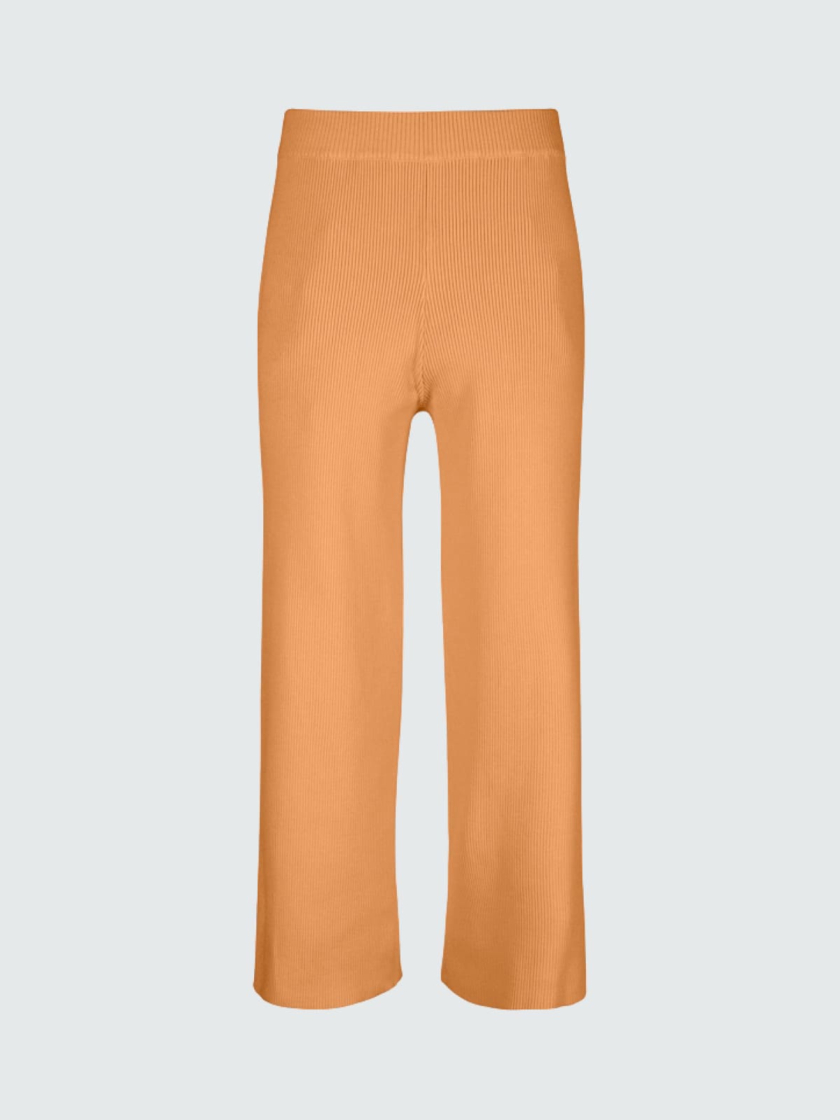 Из карантина — в обычную жизнь: 30 уютных вещей, которые мы носили на самоизоляции и продолжим носить после (фото 17)