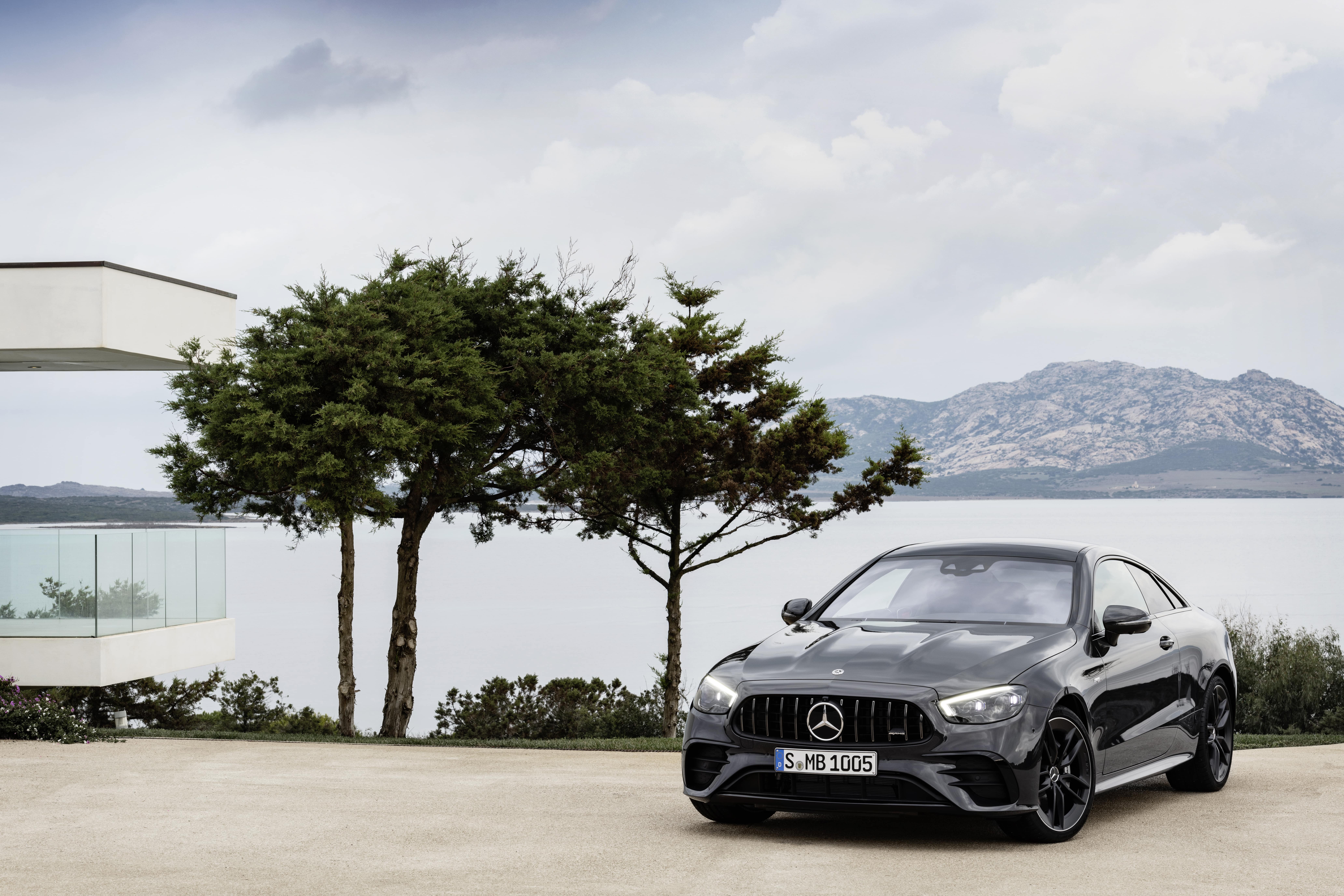 7 фактов о новых купе и кабриолете Mercedes-Benz E-класса (фото 1)